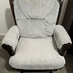 Nursery chair