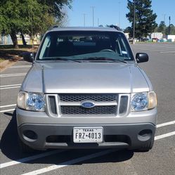 Ford sport-trac phenomenal condition