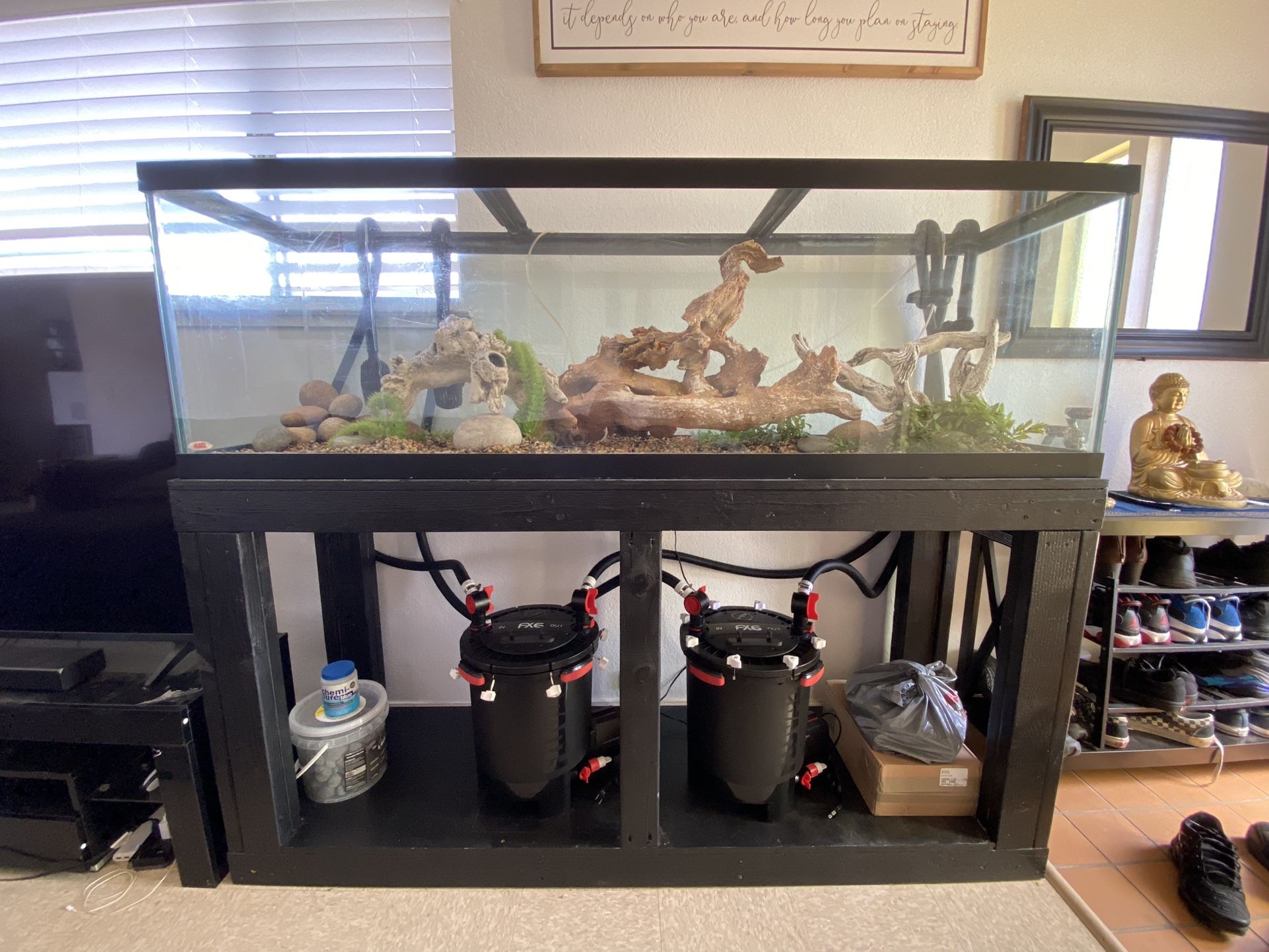 125 Gallon Fish Tank/ Stand for Sale in Stockton, CA OfferUp
