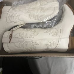 New Tecovas Women Boots( size 9 B& 9.5B)