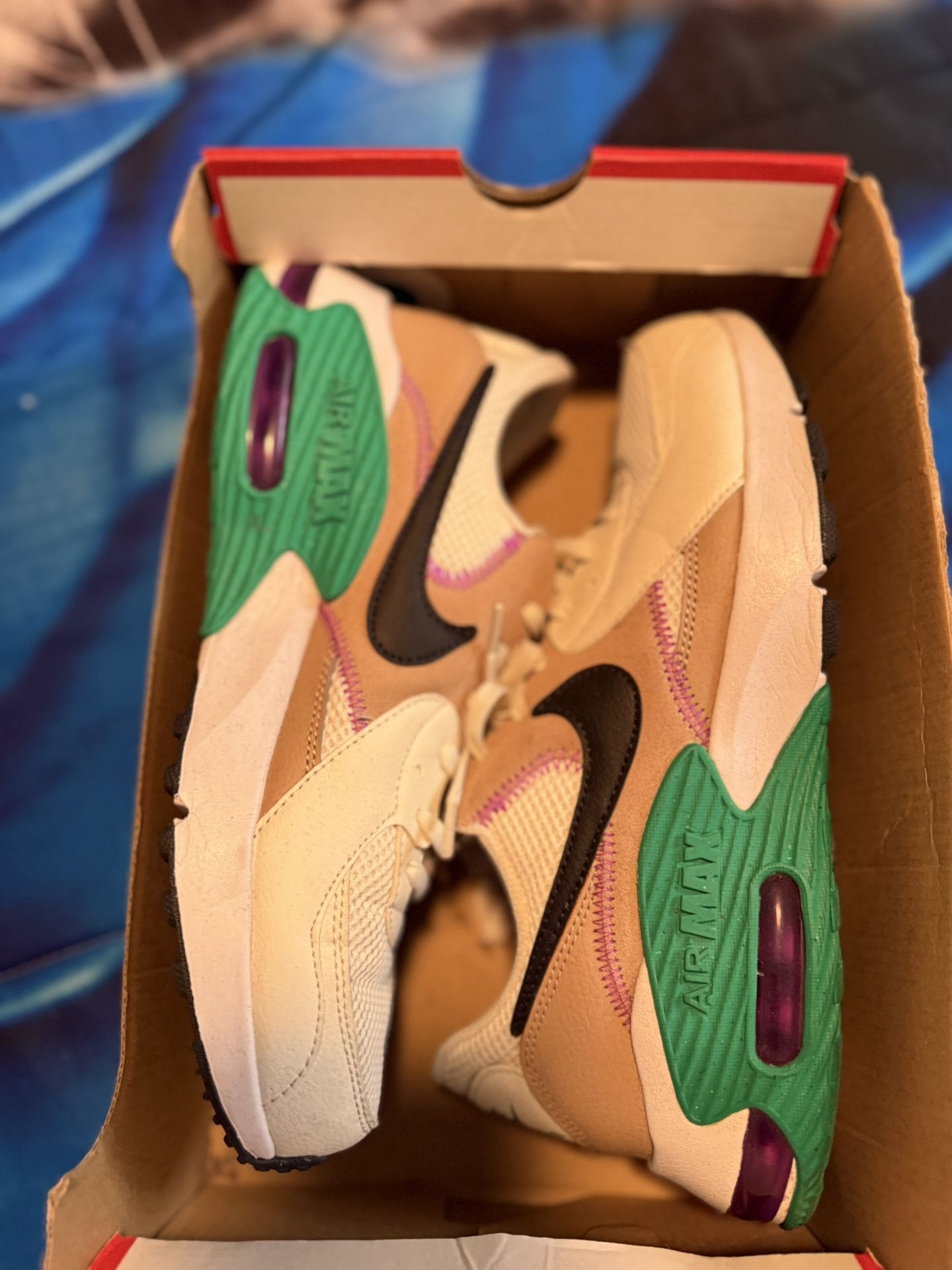 Nike