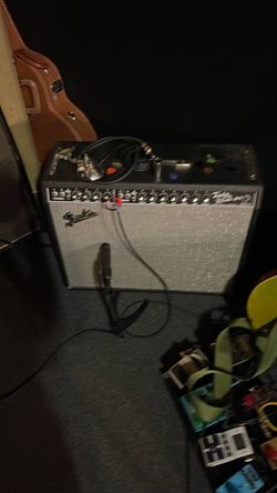Fender Twin Reverb Guitar Amplifier