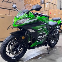 New! Amigo FLXR 250 EFI Gas Motorcyle!