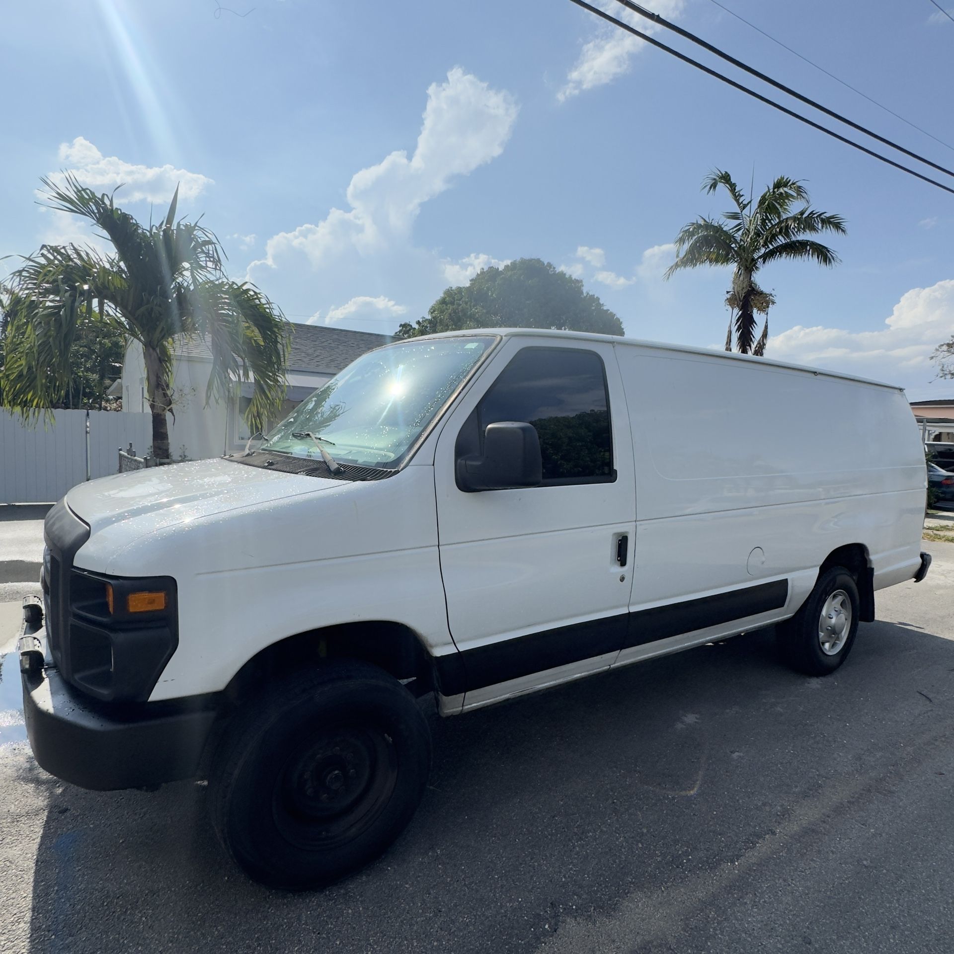 2012 Ford E-250