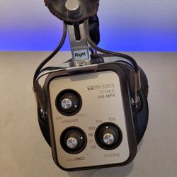 Vintage Triumph FM Radio Headphones