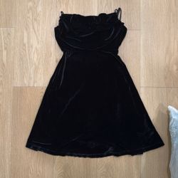 Black Velvet Dress 