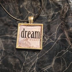 Cute Necklace  5$