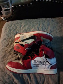 Off white chicago jordan 1