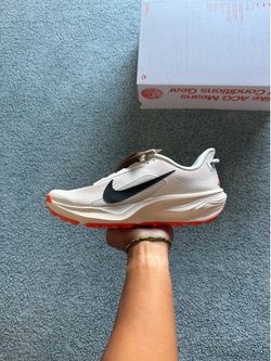 Nike ACG Pegasus Trail Summit White Safety Orange Black Size 9.5M