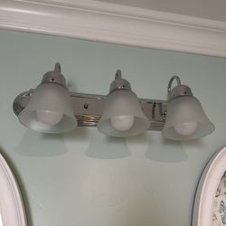 Kichler 24" 3-Light Vanity Bath Light in Chrome, Modern Bathroom Light