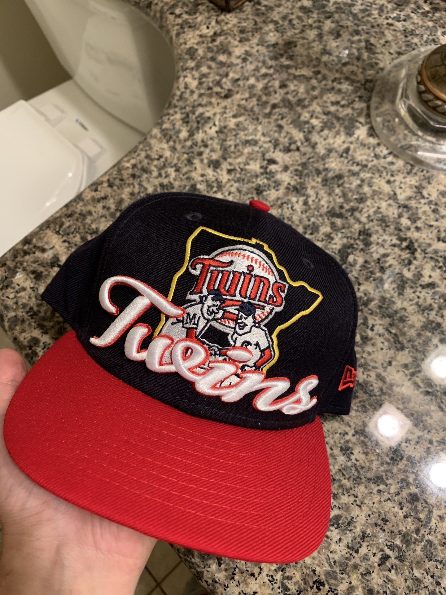 Vintage Twins HAT