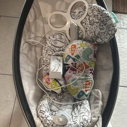 4moms Mamaroo Baby Swing