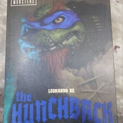 NECA TMNT Universal Monsters Leonardo Hunchback Action Figure