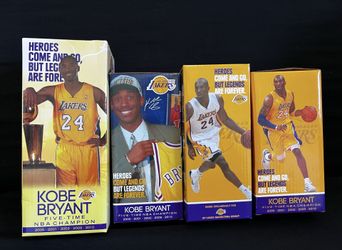 Kobe Bryant Bobblehead Set