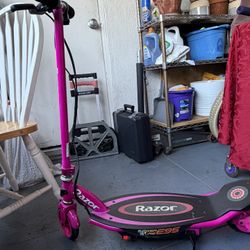 Electric Razor Scooter