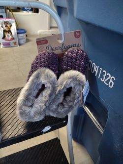 Brand New Size 7-8 Asking 15.00