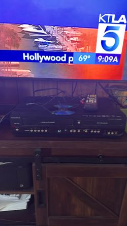 Lot of 3 VCR/DVD players and 1 VCR - Recorder DVD/VCR