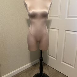 Victoria’s Secret Mannequin And Stand
