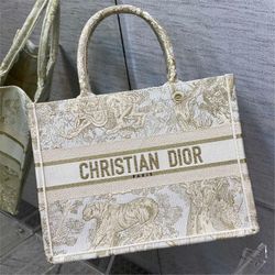 Embroidered Tiger  Book Tote Bag   36 x 27 x 16  cm