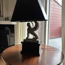 Table lamp