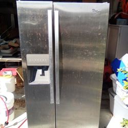 Whirlpool Side By Side Inside Clean As A Whistle $300 Delivered Or Come Get It For $200 In PSL 