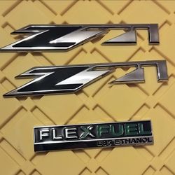 Chevy z71 emblems and e85 flex fuel badge