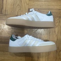 Women’s Sambae Size 8.5 (New) IF7162