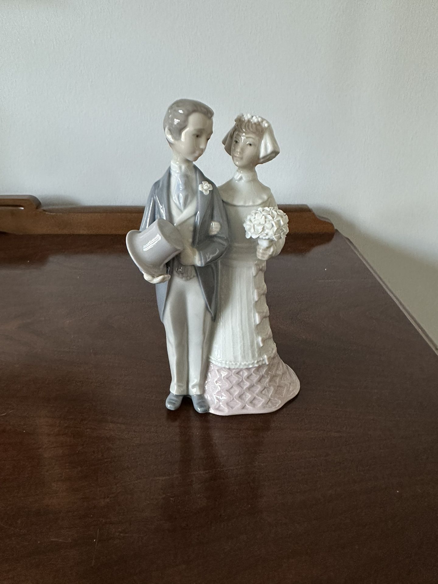 Lladro “Wedding Day Couple Bride/Groom” Porcelain Figurine