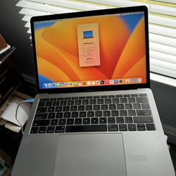 Apple MacBook Pro 2023 Software 