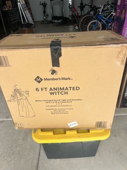 Member's Mark Pre-Lit Motion Activated Animated Vintage Witch, 6ft