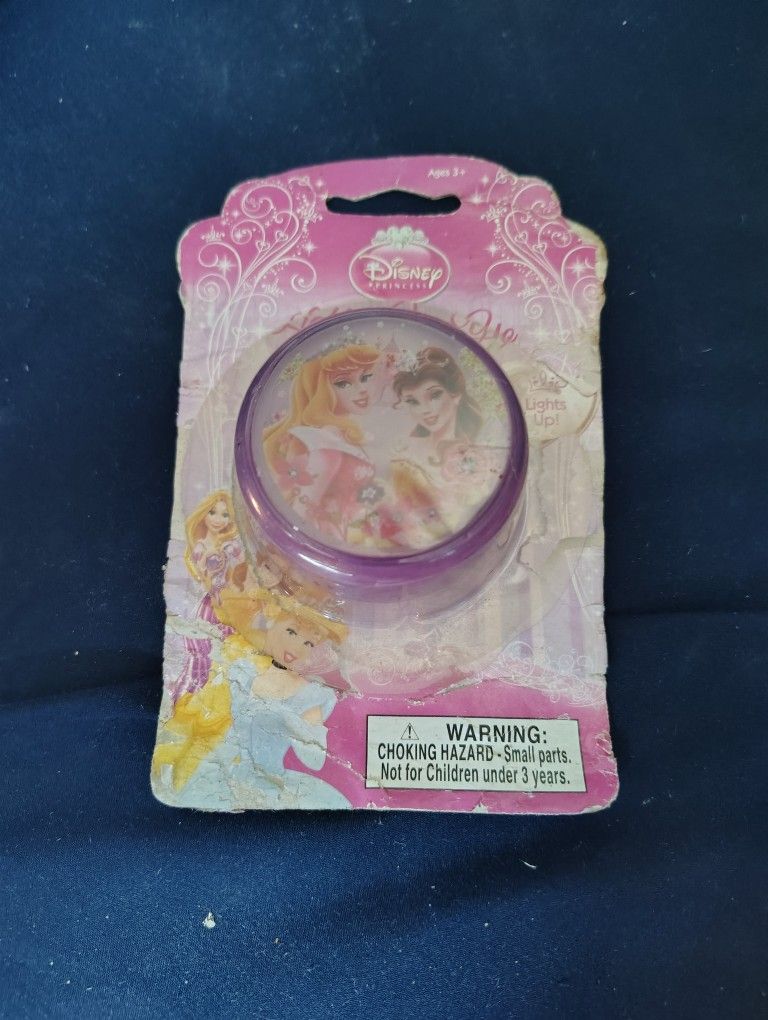 Antique Cenderaila Yo-Yo