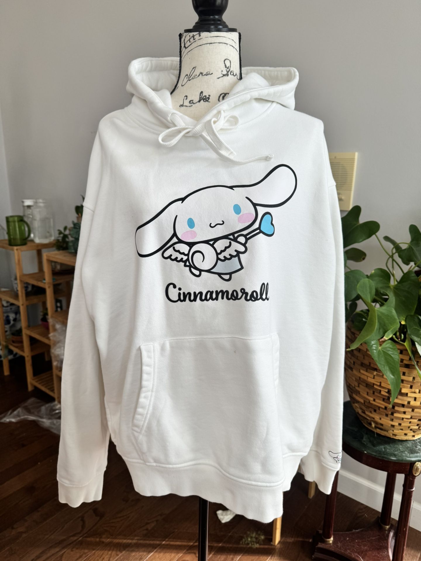 Hello Kitty Cinnamon Thick White Sweatshirt