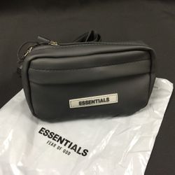 Men’s Essentials Sling Bag In Dark Slate/Stretch Limo/Black