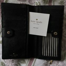 🎀 Kate Spade Wallet 🎀