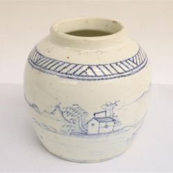 Antique Chinese Blue & White Jar 