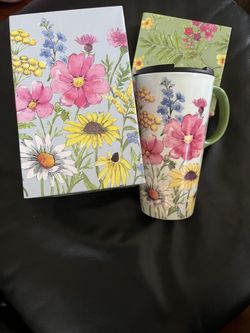 Floral Coffee Cup With Lid In Gift Box