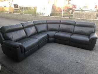 Power Reclining Sectional Couch