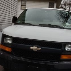 2012 Chevy Express 2500 Motor Knocking  