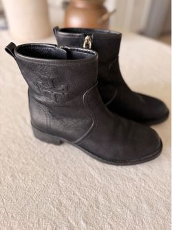 Tory Burch Boots