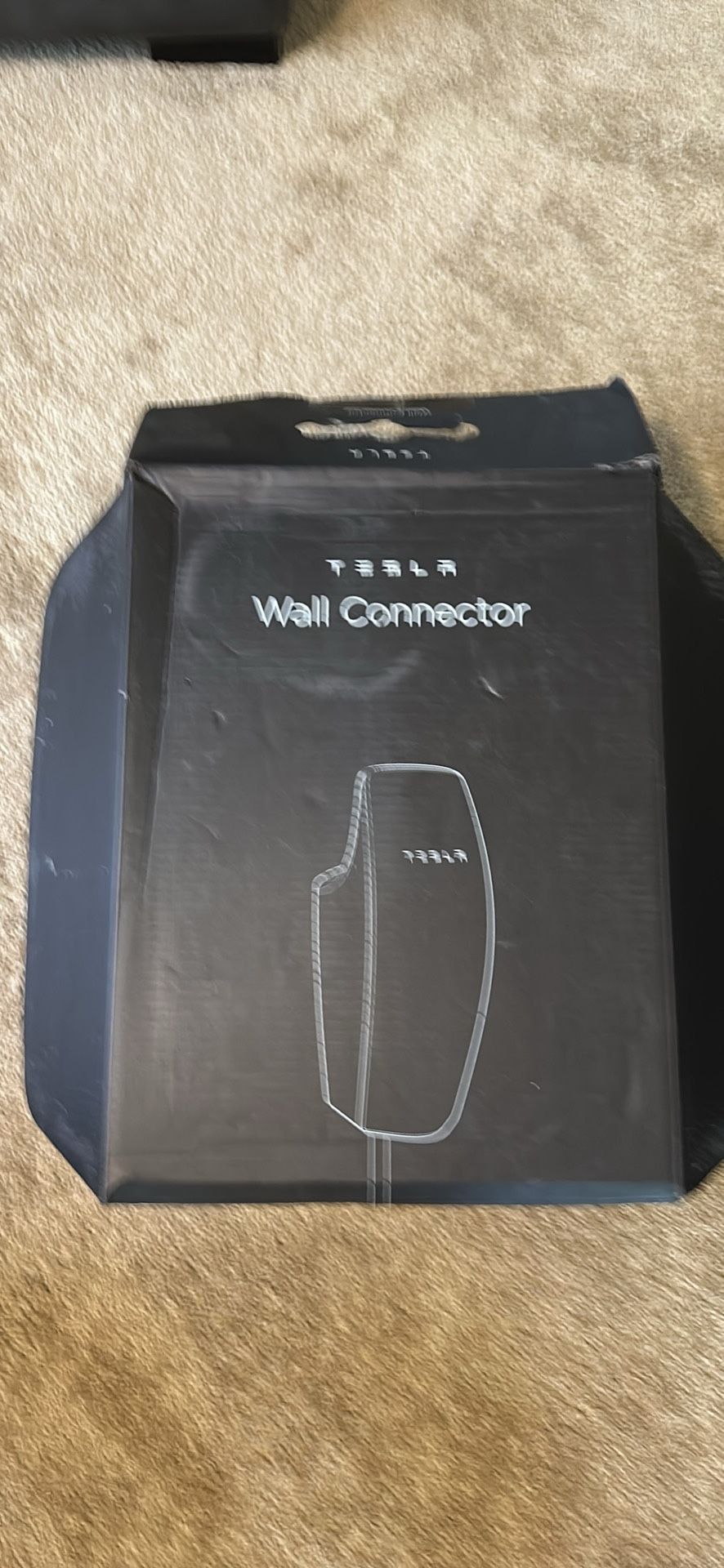 Tesla Home Wall Charger With Accessories (2024 Model Y) Two Sets Of Jack Pads With Floor And Seat Covers