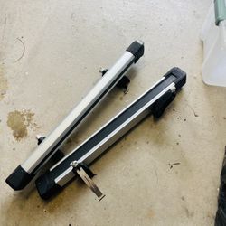 Thule SnowPack Ski/Snowboard Rack - Large