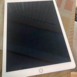 iPad Pro 12.9-inch Wi‑Fi + Cellular models