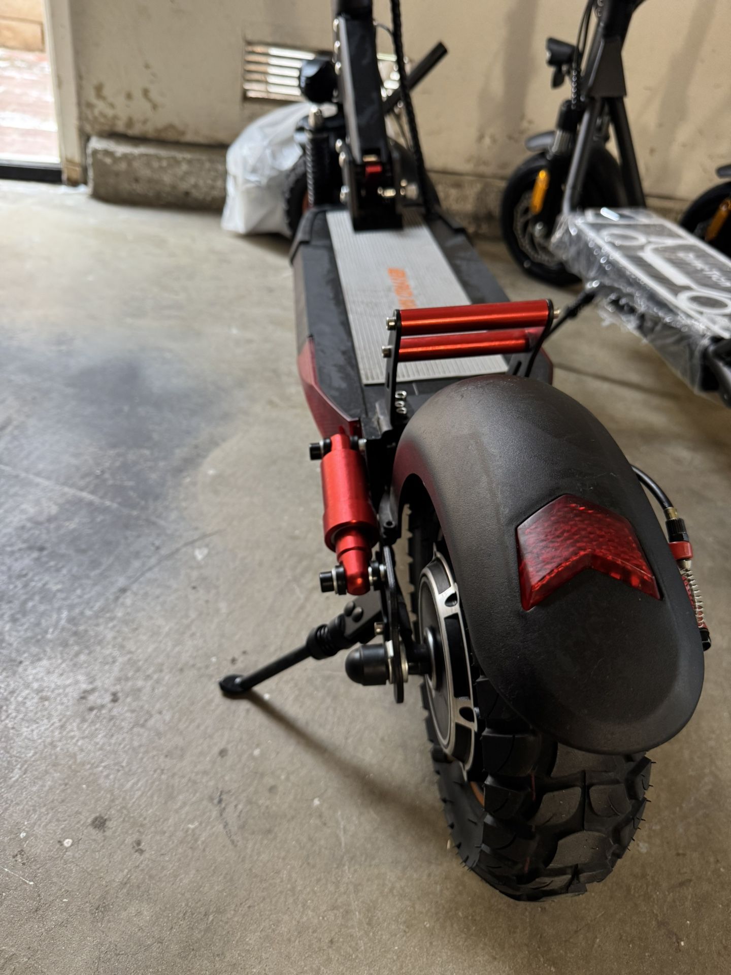 Electric scooter