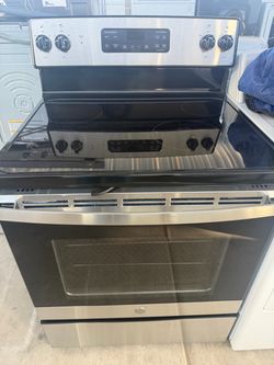 Ge~ 📣📣🔥Amazing Stove Electric in excellent condition