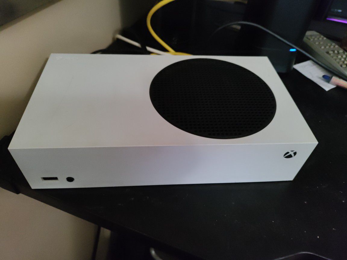 Xbox one S Bundle And Msi Monitor 