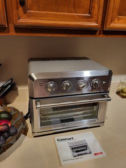 Cuisinart AirFryer Toaster Oven Model CTOA-122. for Sale in Orland