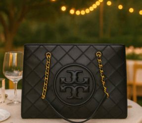Tory  Burch  brand New  black