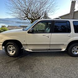 1998 Ford Explorer