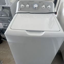 Washer and dryer Set (Like new) 