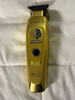 Sabers barely used with box